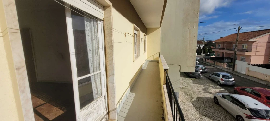 Apartamento T4 para Venda em Cacém e São Marcos Foto 37