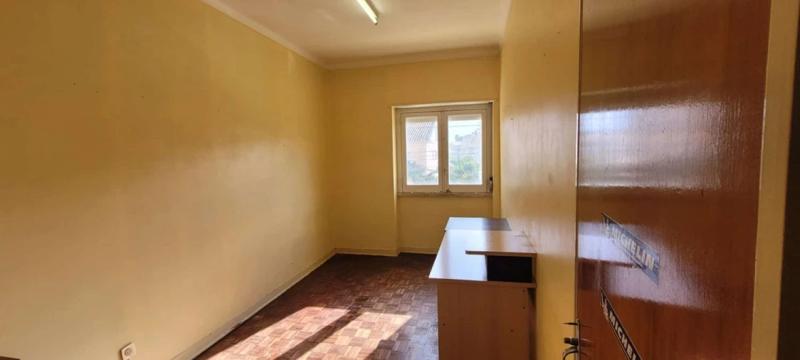 Apartamento T4 para Venda em Cacém e São Marcos Foto 44