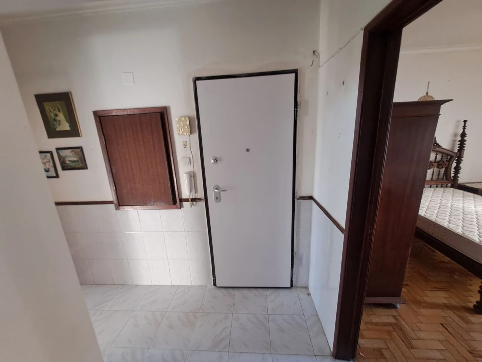 Apartamento T2 para Venda em Cacém e São Marcos Foto 14