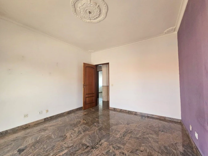 Apartamento T4 para Venda em Gaio-Rosário e Sarilhos Pequenos Foto 24