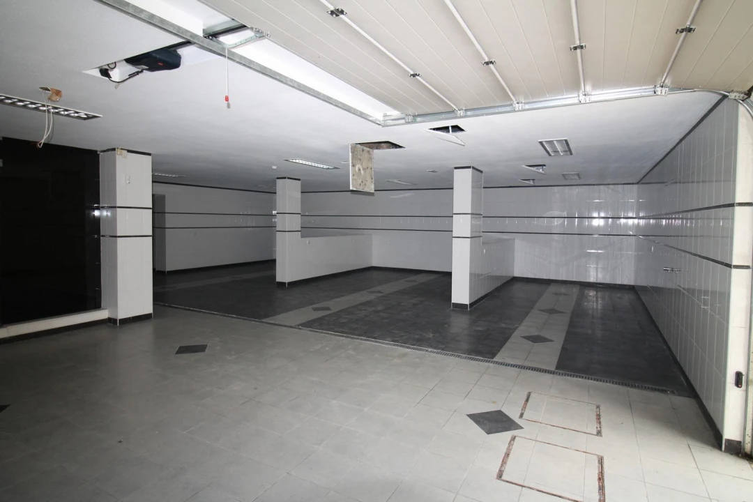 Moradia T6 para Venda em Queluz e Belas Foto 43