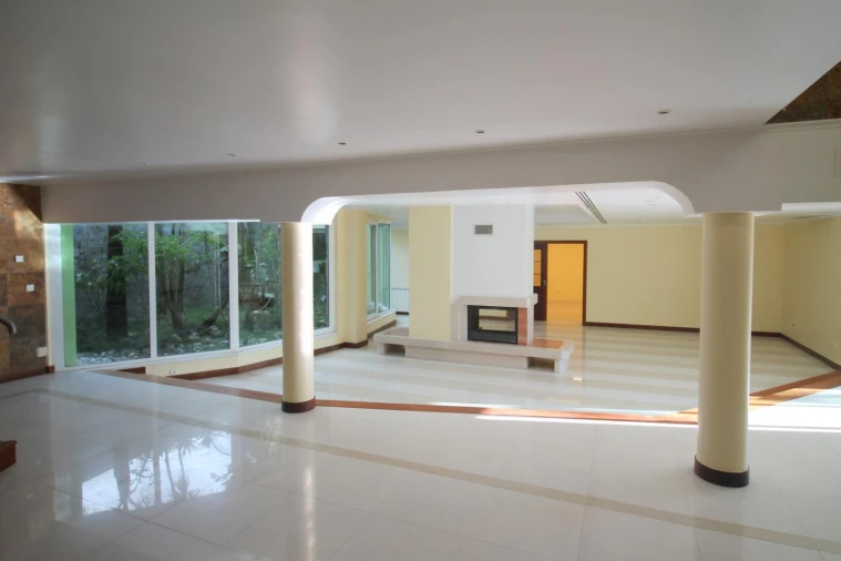 Moradia T6 para Venda em Queluz e Belas Foto 17