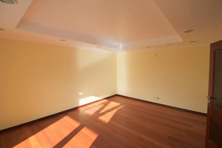 Moradia T6 para Venda em Queluz e Belas Foto 30