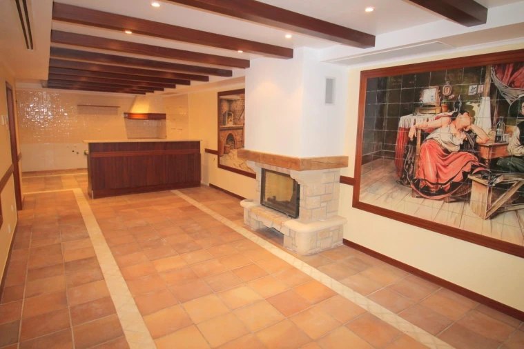 Moradia T6 para Venda em Queluz e Belas Foto 15