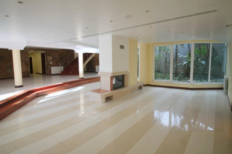 Moradia T6 para Venda em Queluz e Belas Foto 18