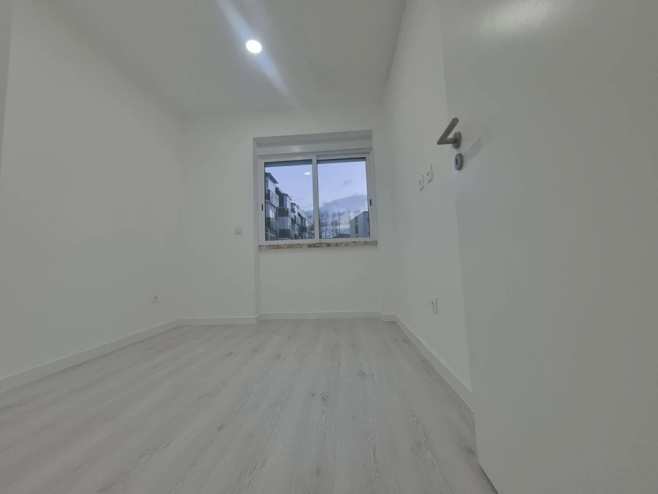 Apartamento T2 para Venda em Almada, Cova da Piedade, Pragal e Cacilhas Foto 7