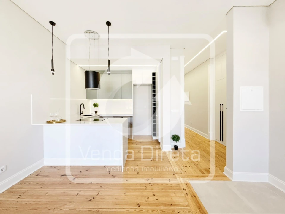 Apartamento T3 para Venda em Areeiro Foto 1