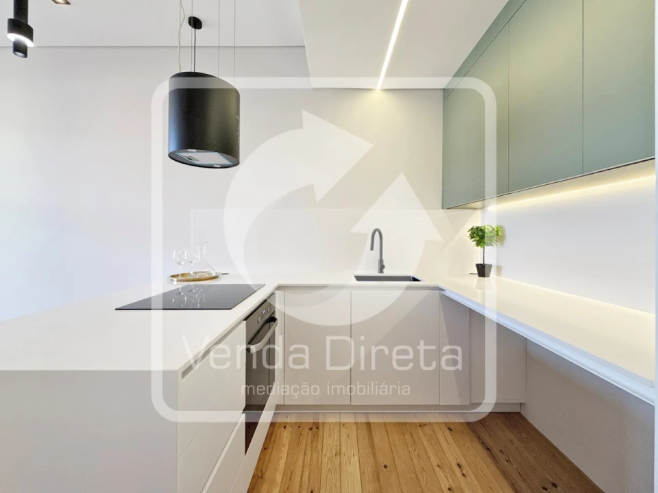 Apartamento T3 para Venda em Areeiro Foto 13