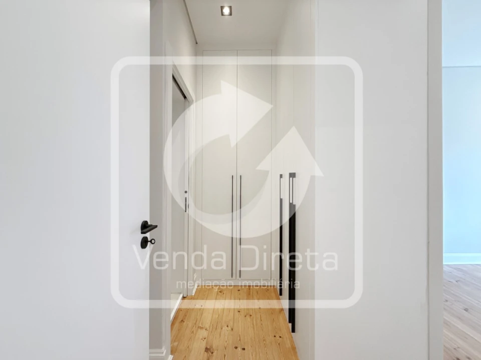 Apartamento T3 para Venda em Areeiro Foto 35
