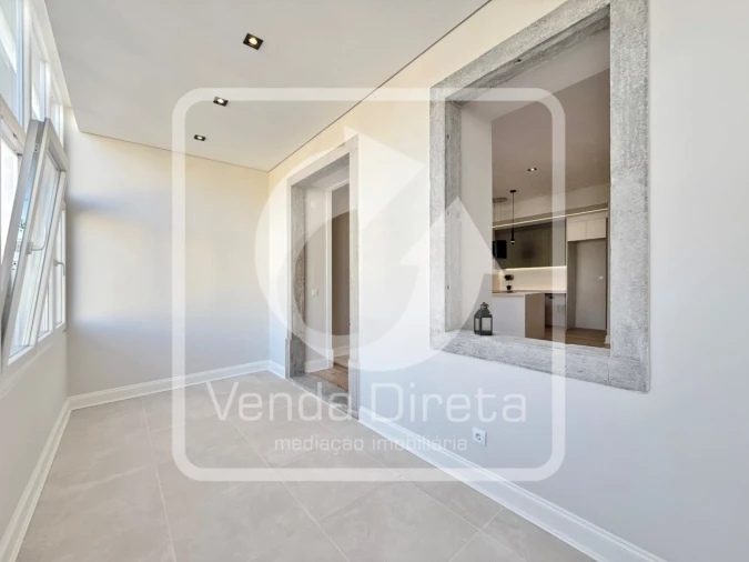 Apartamento T3 para Venda em Areeiro Foto 6