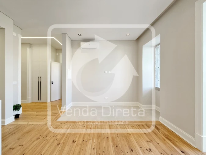 Apartamento T3 para Venda em Areeiro Foto 9