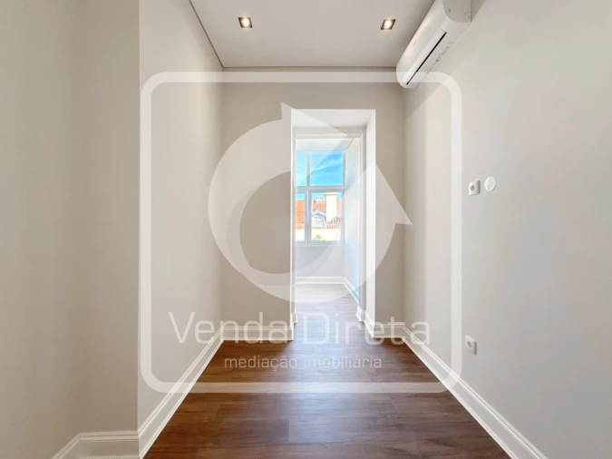 Apartamento T3 para Venda em Areeiro Foto 20