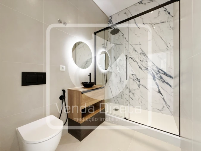 Apartamento T3 para Venda em Areeiro Foto 29