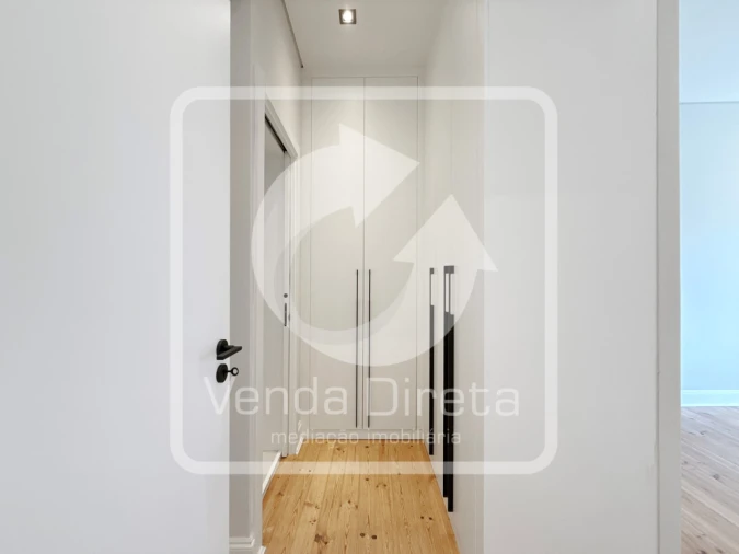 Apartamento T3 para Venda em Areeiro Foto 35