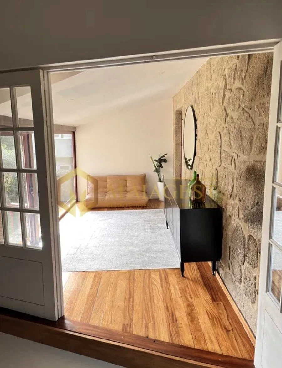 Moradia T2 para Venda em Dossãos Foto 4