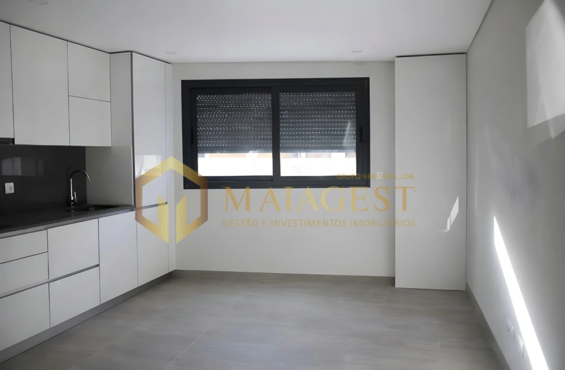 Apartamento T1 para Arrendamento em Mafamude e Vilar do Paraíso Foto 2