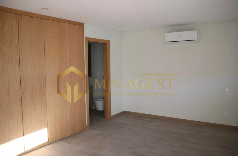 Apartamento T1 para Arrendamento em Mafamude e Vilar do Paraíso Foto 6