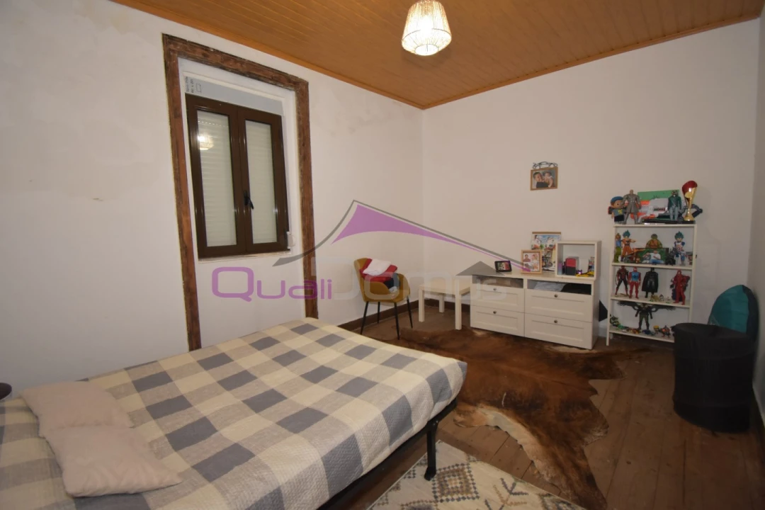 Moradia T4 para Venda em São João Baptista Foto 18