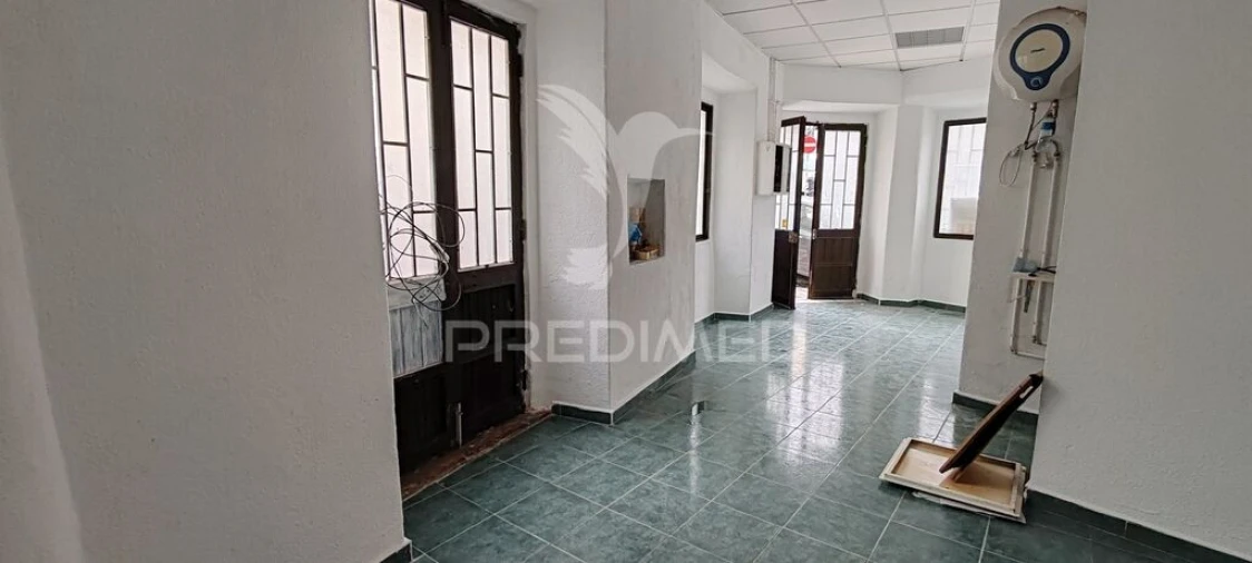 Loja para Arrendamento em Algés, Linda-A-Velha e Cruz Quebrada-Dafundo Foto 4