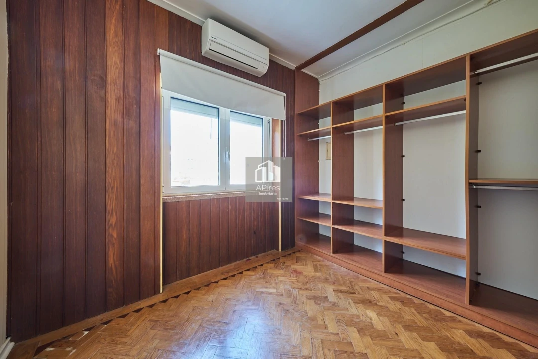 Moradia T5 para Venda em Costa da Caparica Foto 18