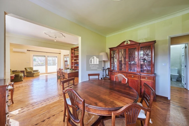 Moradia T5 para Venda em Costa da Caparica Foto 15