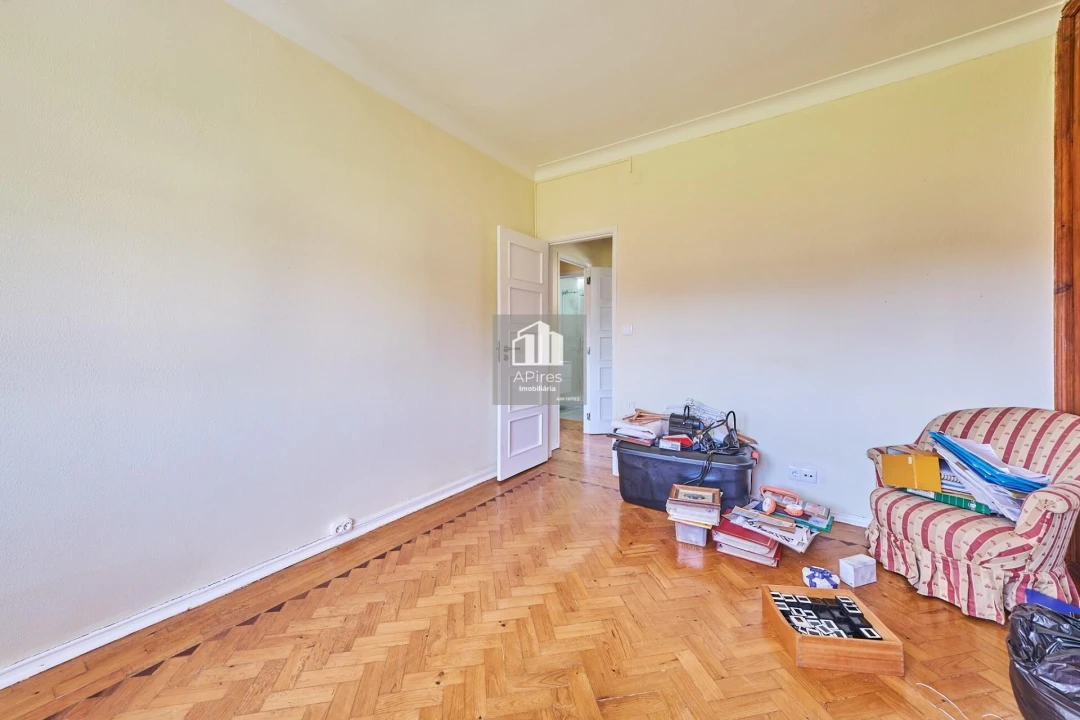 Moradia T5 para Venda em Costa da Caparica Foto 21