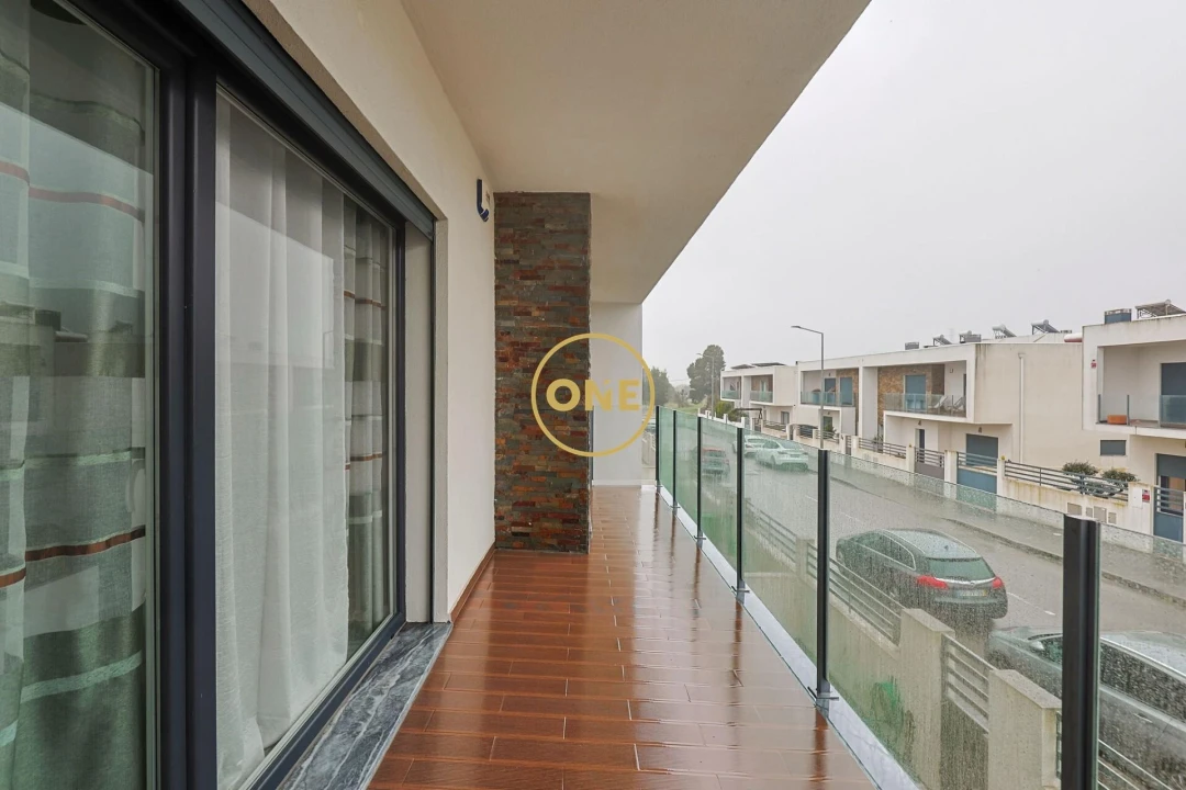 Moradia T4 para Venda em Fernao Ferro Foto 50