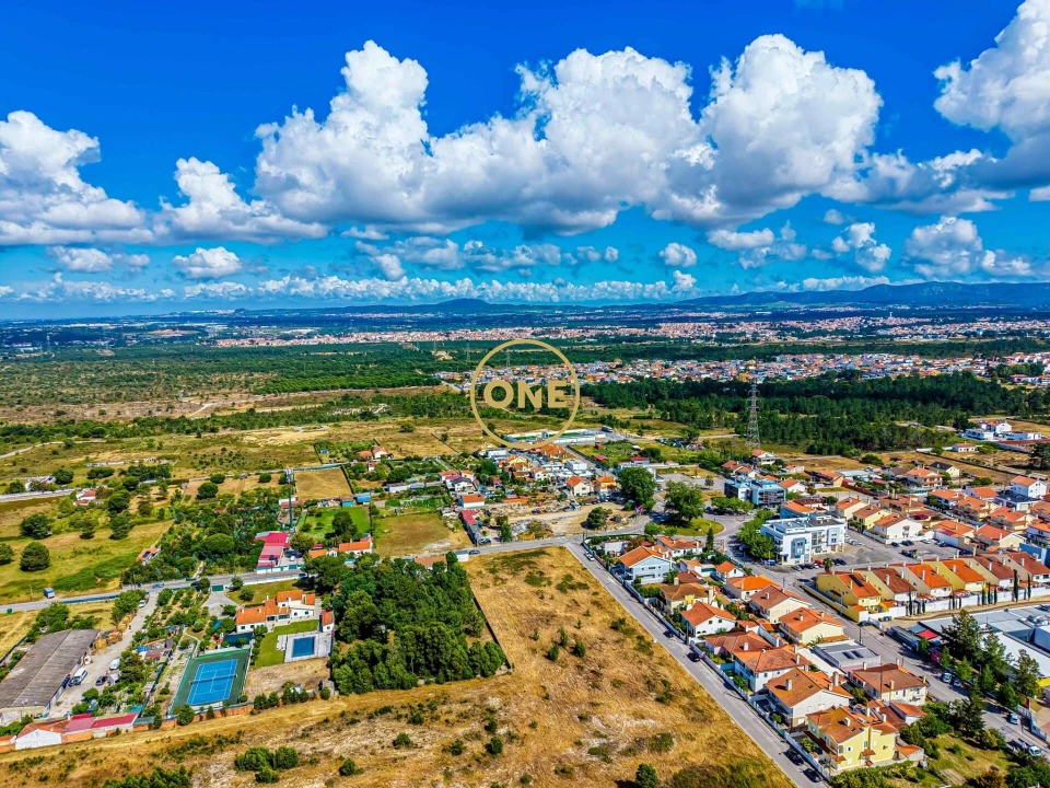 Moradia T4 para Venda em Fernao Ferro Foto 7