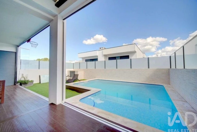 Moradia T3 para Venda em Amora Foto 20