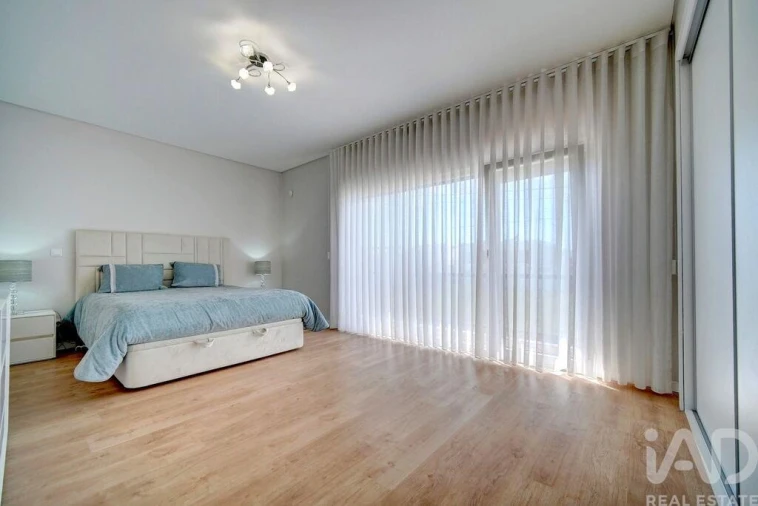 Moradia T3 para Venda em Amora Foto 12