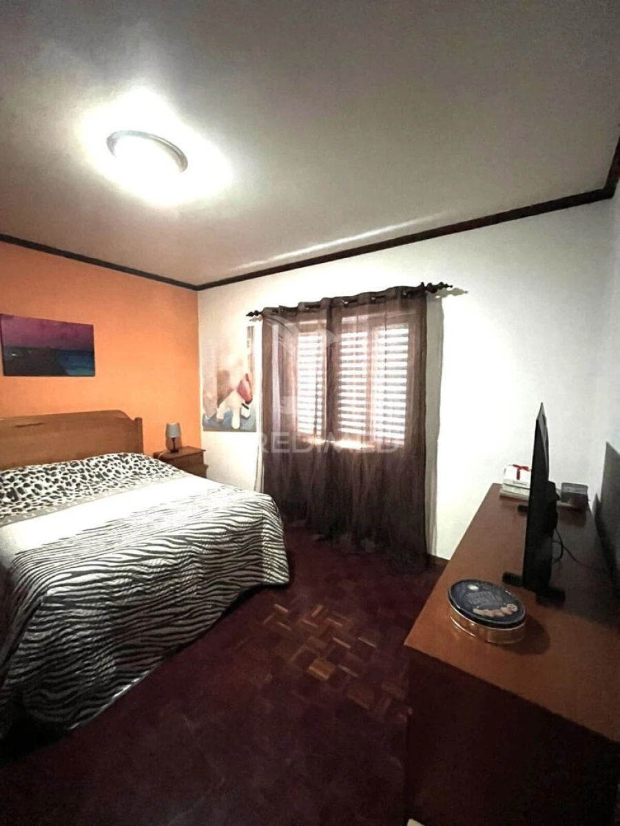 Moradia T4 para Venda em Angra (São Pedro) Foto 5