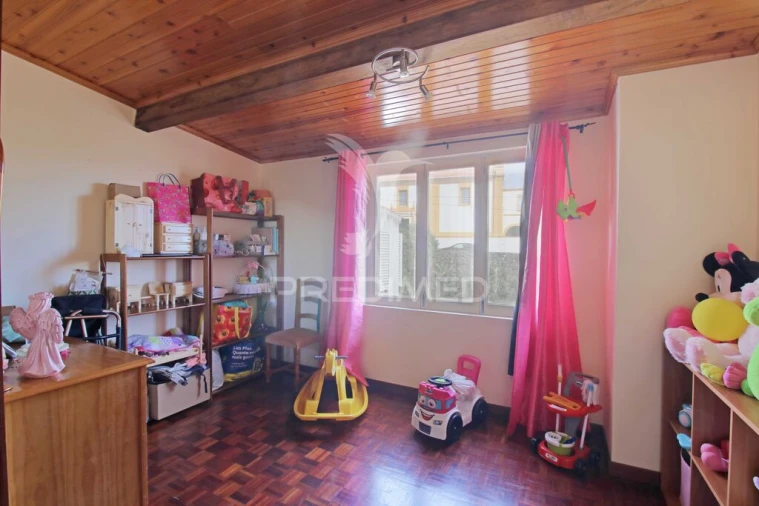 Moradia T4 para Venda em Angra (São Pedro) Foto 15