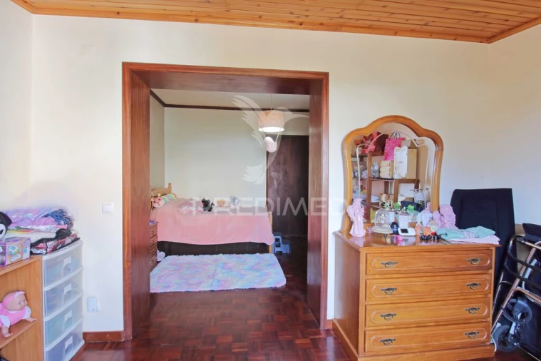 Moradia T4 para Venda em Angra (São Pedro) Foto 12