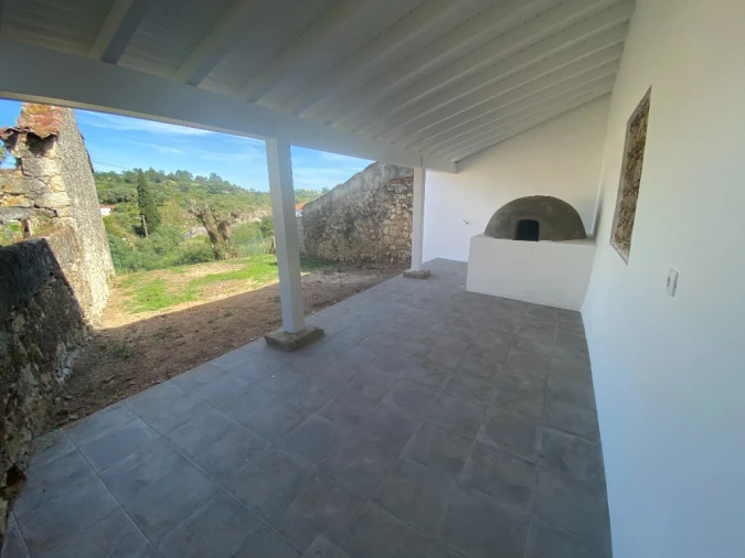 Moradia T2 para Venda em Carregueiros Foto 17