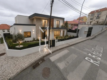 Terreno para Venda em Venteira