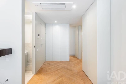 Apartamento T3 para Venda em Cedofeita, Santo Ildefonso, Sé, Miragaia, São Nicolau e Vitória