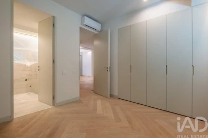 Apartamento T3 para Venda em Cedofeita, Santo Ildefonso, Sé, Miragaia, São Nicolau e Vitória