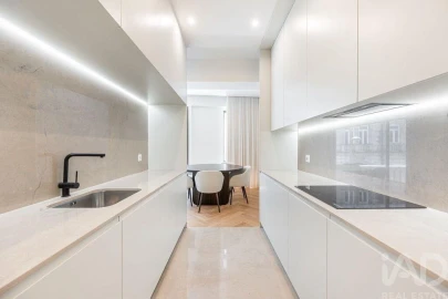 Apartamento T3 para Venda em Cedofeita, Santo Ildefonso, Sé, Miragaia, São Nicolau e Vitória