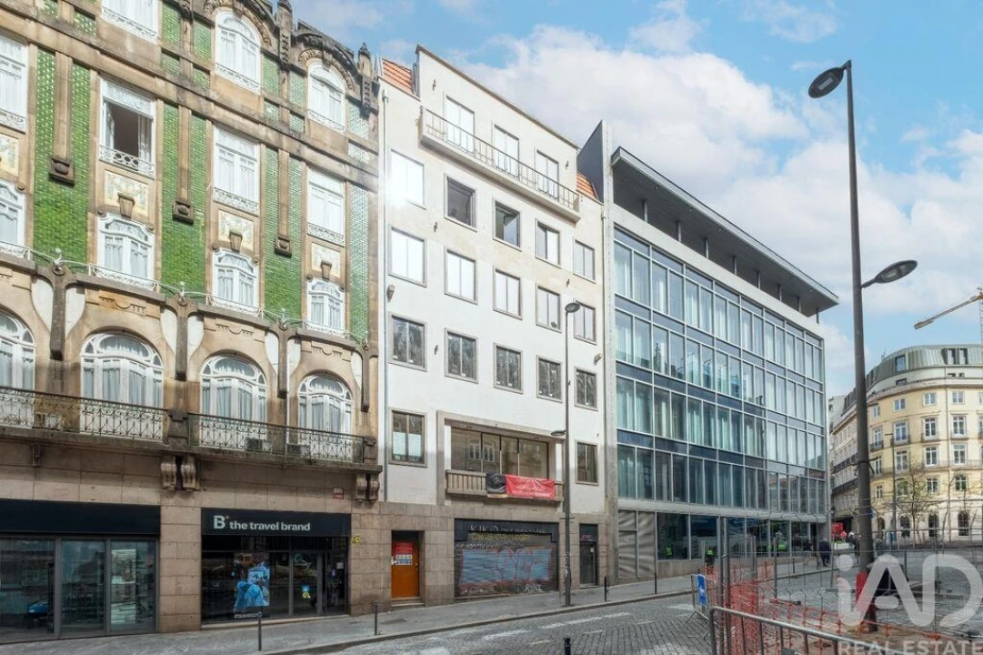 Apartamento T3 para Venda em Cedofeita, Santo Ildefonso, Sé, Miragaia, São Nicolau e Vitória Foto 1