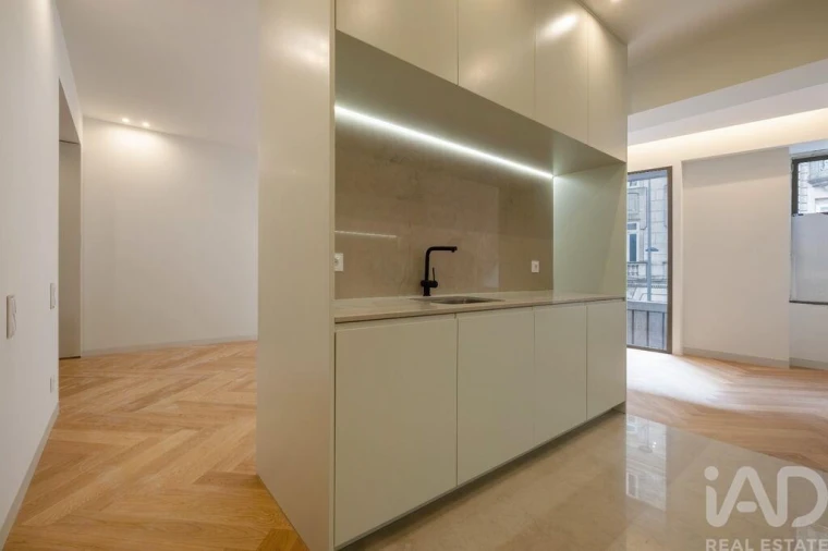 Apartamento T3 para Venda em Cedofeita, Santo Ildefonso, Sé, Miragaia, São Nicolau e Vitória Foto 20