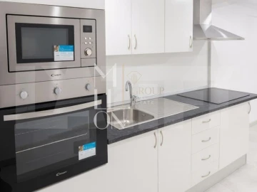 Apartamento T2 para Venda em Benfica