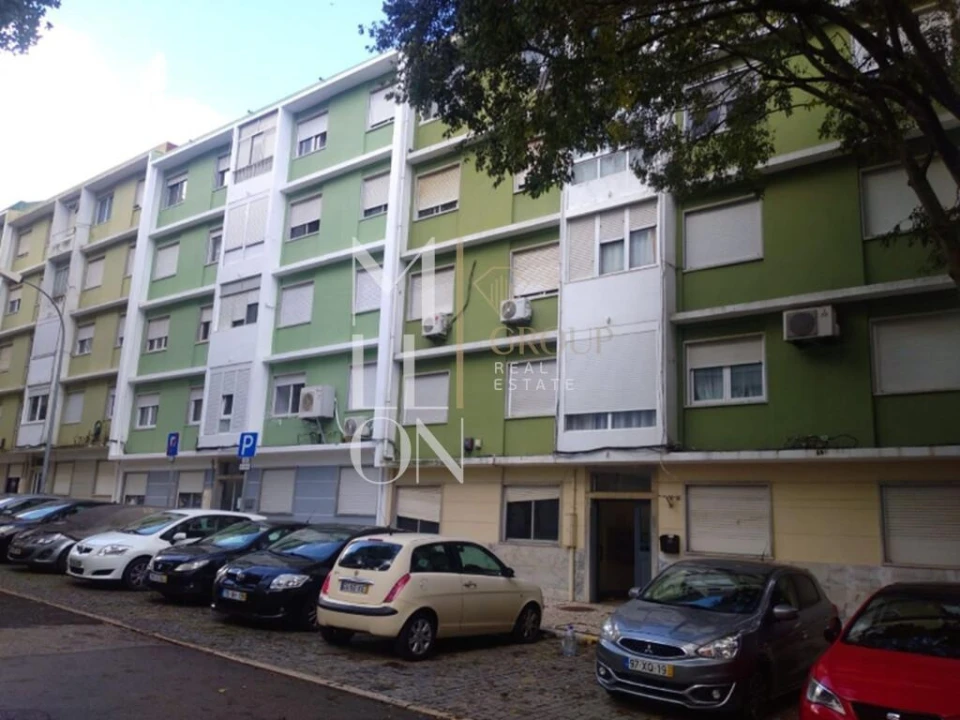 Apartamento T2 para Venda em Benfica Foto 21