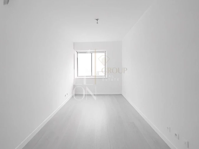 Apartamento T2 para Venda em Benfica Foto 23