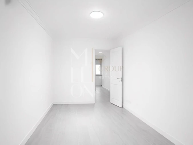 Apartamento T2 para Venda em Benfica Foto 12