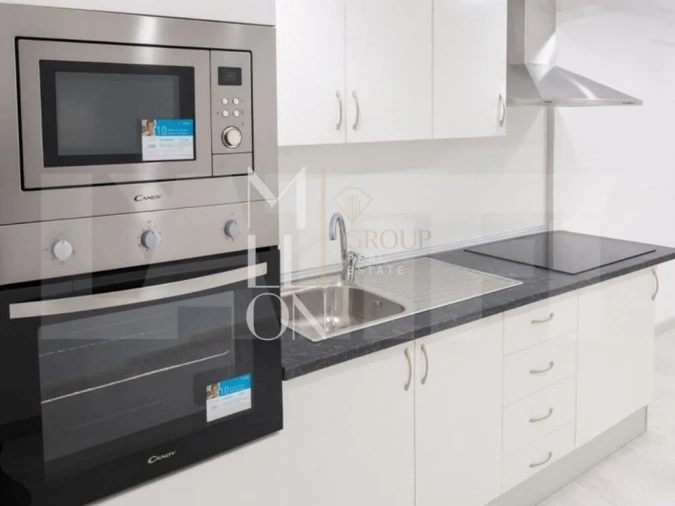 Apartamento T2 para Venda em Benfica Foto 2
