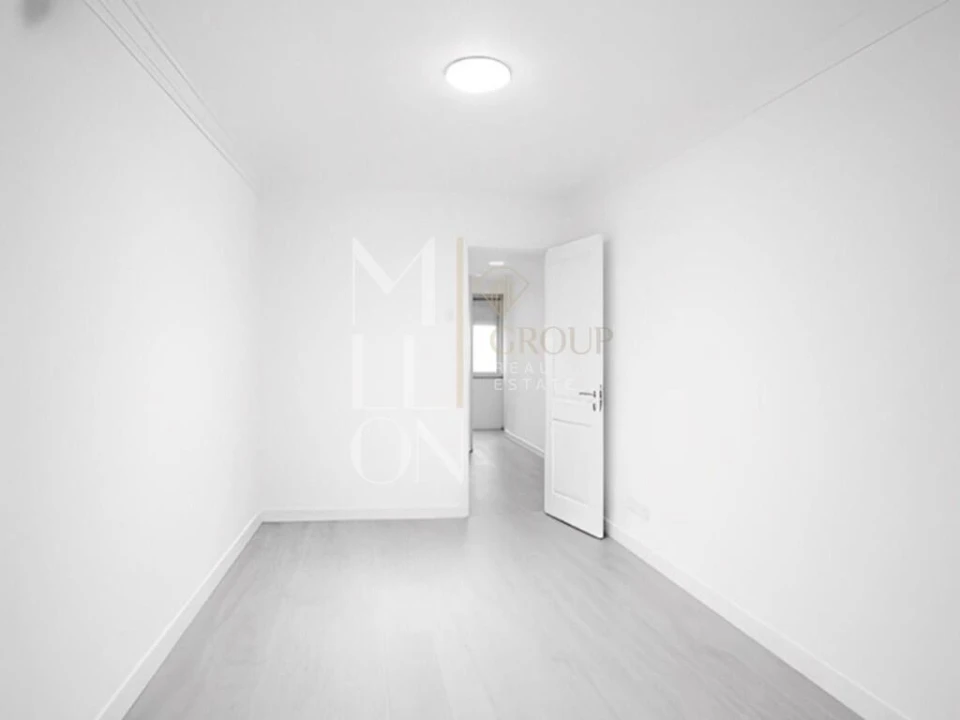 Apartamento T2 para Venda em Benfica Foto 24
