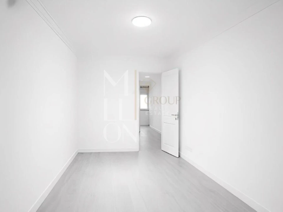 Apartamento T2 para Venda em Benfica Foto 12