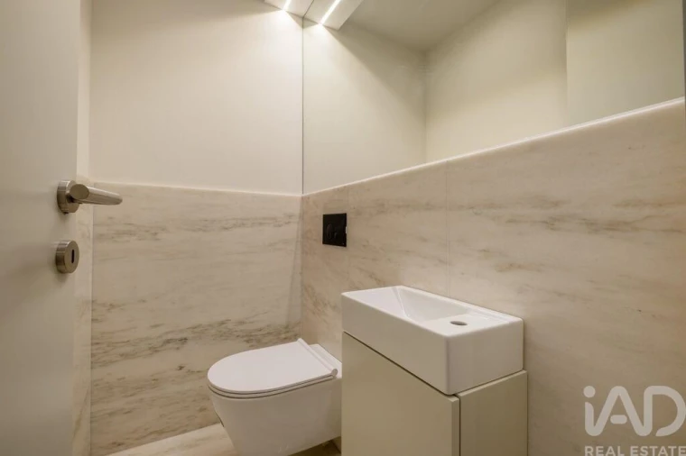 Apartamento T2 para Venda em Cedofeita, Santo Ildefonso, Sé, Miragaia, São Nicolau e Vitória Foto 17