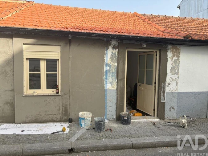 Moradia T2 para Venda em Oliveira do Douro Foto 13