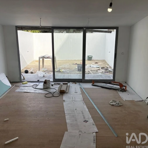 Moradia T2 para Venda em Oliveira do Douro Foto 31